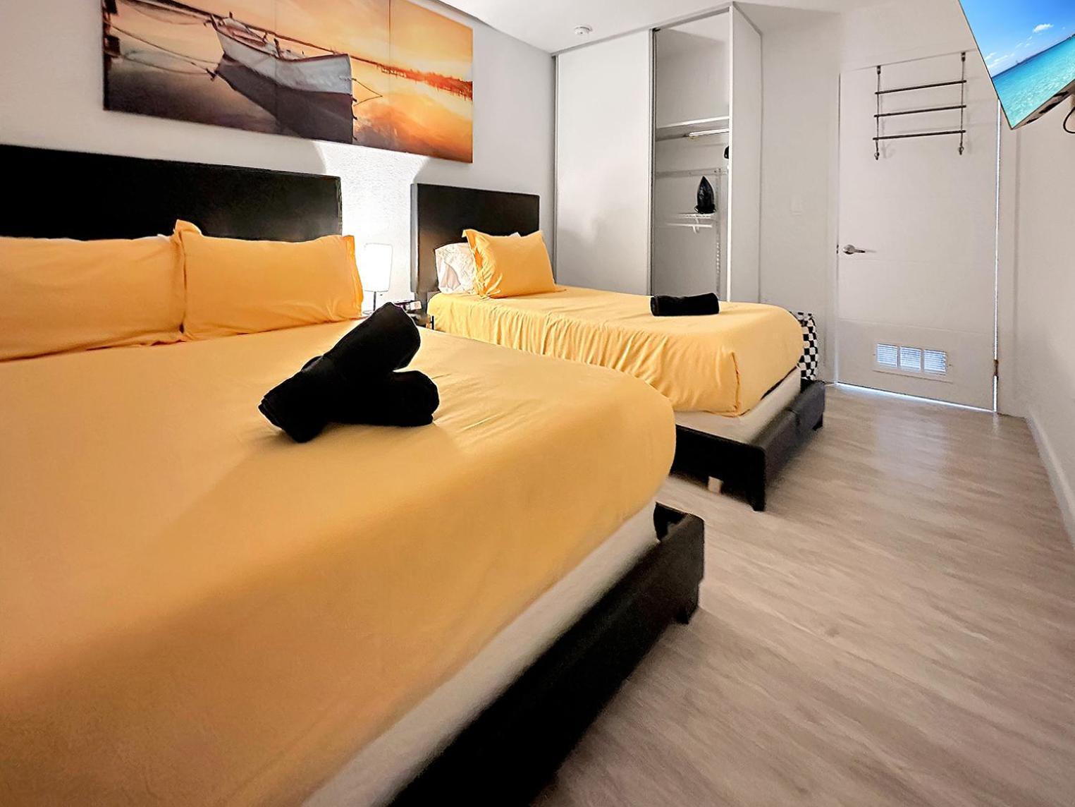 Vacay Spot Experience Luna Sky! 65" Tv Bar, Bbq, Shower Massage Jets, Music, Go To Fl Keys Homestead Exterior photo