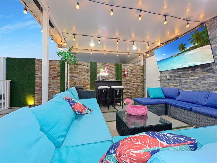 Vacay Spot Experience Luna Sky! 65" Tv Bar, Bbq, Shower Massage Jets, Music, Go To Fl Keys Homestead Exterior photo